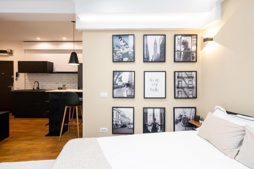 Wonderful Victorie Apartment Bukares Bagian luar foto